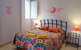 La Casita de Diana Laredo, Casco Antiguo, playa cercana, parking opcional